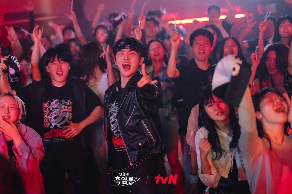 Still cut Choi Hyun Wook di drama My Dearest Nemesis (dok.tvN Drama/My Dearest Nemesis)
