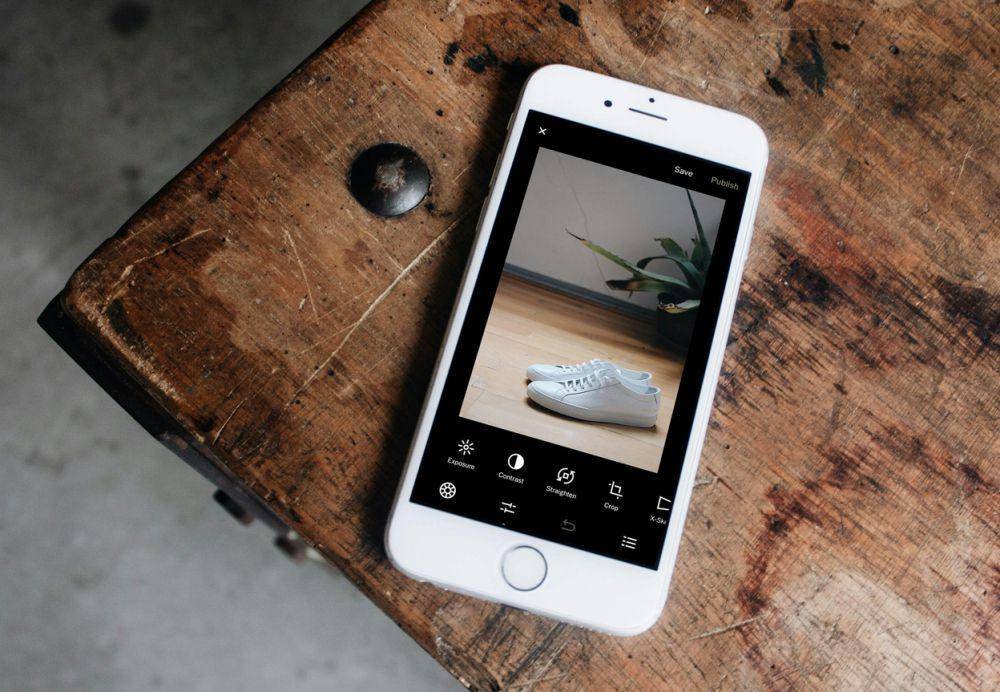 ilustrasi edit foto (unsplash.com/Le Buzz Studio)