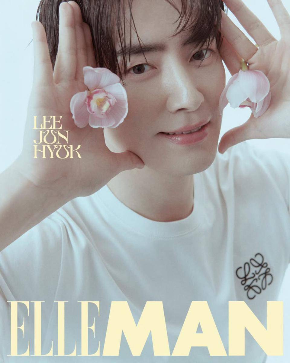 potret Lee Jun Hyuk dalam pemotretan bersama ELLE MAN Korea (instagram.com/ellekorea)