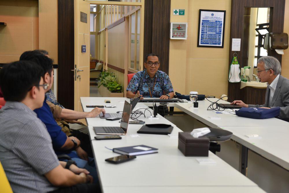 TNI Masuk Universitas, Mendikti: Kampus Terbuka bagi Siapa pun