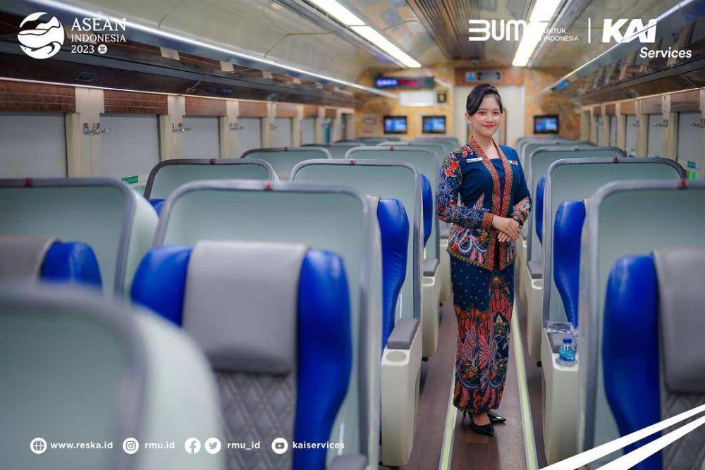 ilustrasi pramugari kereta api (instagram.com/rmu.id)