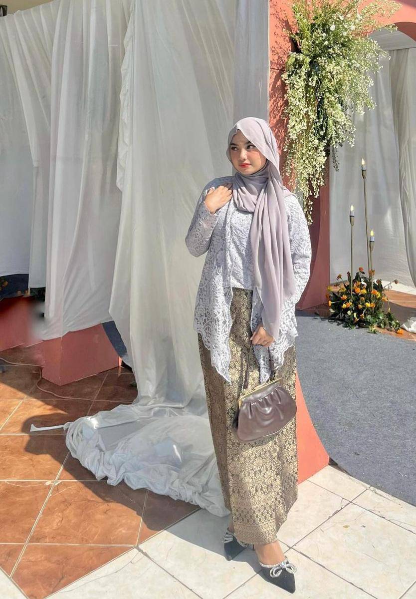 OOTD ala Tamara Syarief (instagram.com/tamarasyarief)