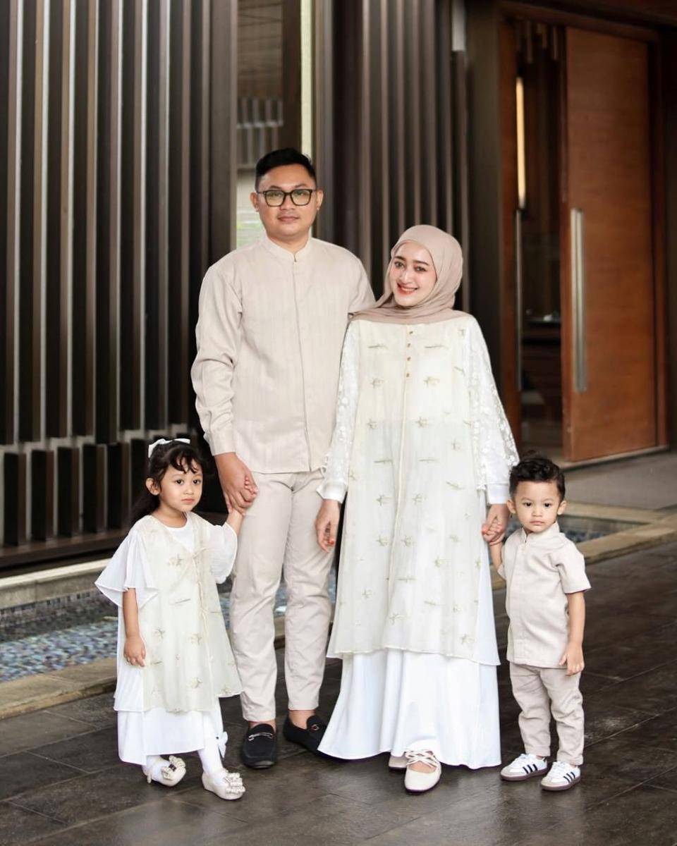 rekomendasi brand fashion lokal untuk Lebaran 2025 (instagram.com/d_amora_nursing_wear)