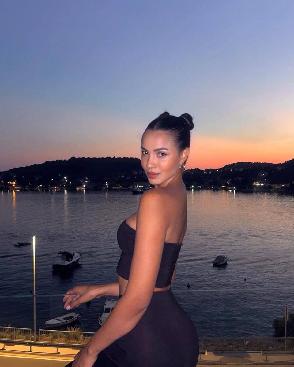 Potret Miss Cosmo Kolombia 2025, Dayana Cardenas (instagram.com/dayanacardenasoficial)
