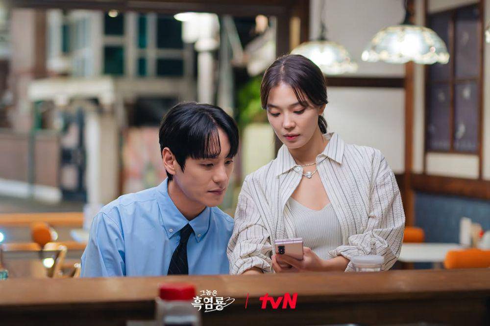 Still cut drama Korea My Dearest Nemesis (Instagram.com/tvn_drama)