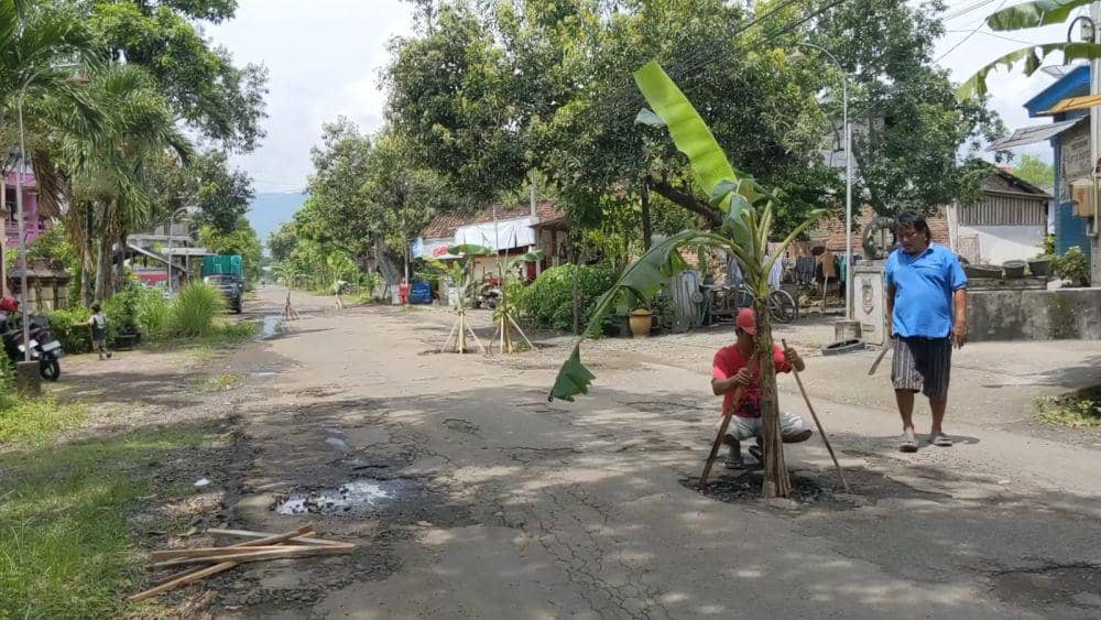 Efesiensi Anggaran, Perbaikan Jalan di Trenggalek Terancam Macet