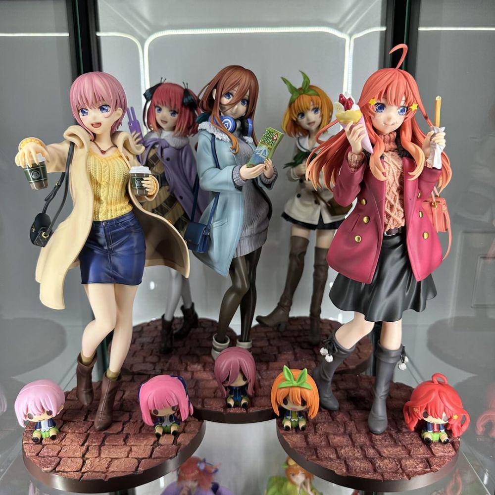 potret koleksi The Quintessential Quintuplets (reddit.com/user/SLWSI)