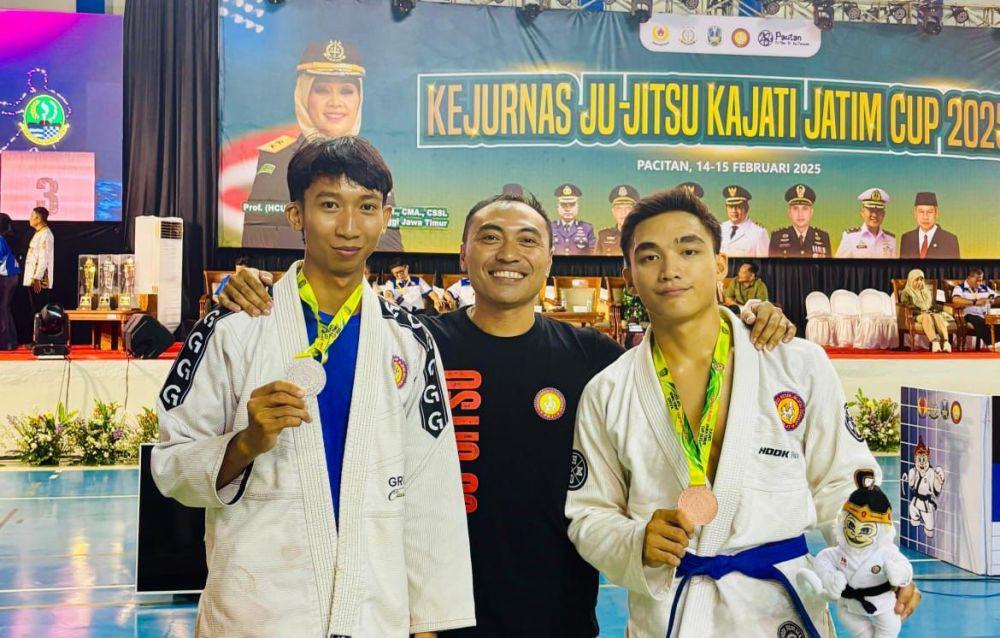 Kaltim Bawa Pulang Dua Medali di Kejurnas Jujitsu Kajati Jatim