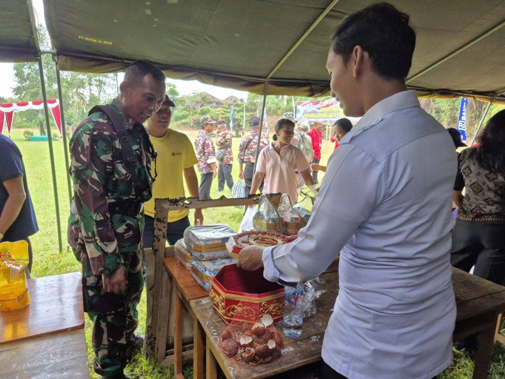 Produk kerajinan tangan karya warga binaan Lapas Tabanan di kegiatan TMDD, Kamis (20/2/2025) (Dok.IDNTimes/Istimewa)