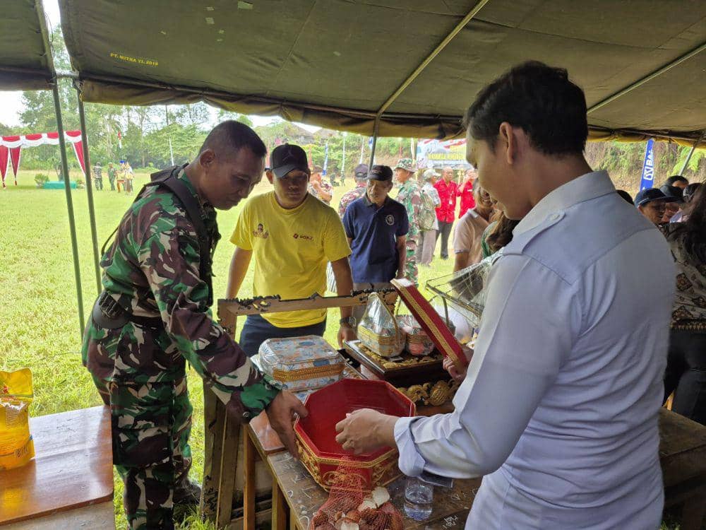 Produk kerajinan tangan karya warga binaan Lapas Tabanan di kegiatan TMDD, Kamis (20/2/2025) (Dok.IDNTimes/Istimewa)