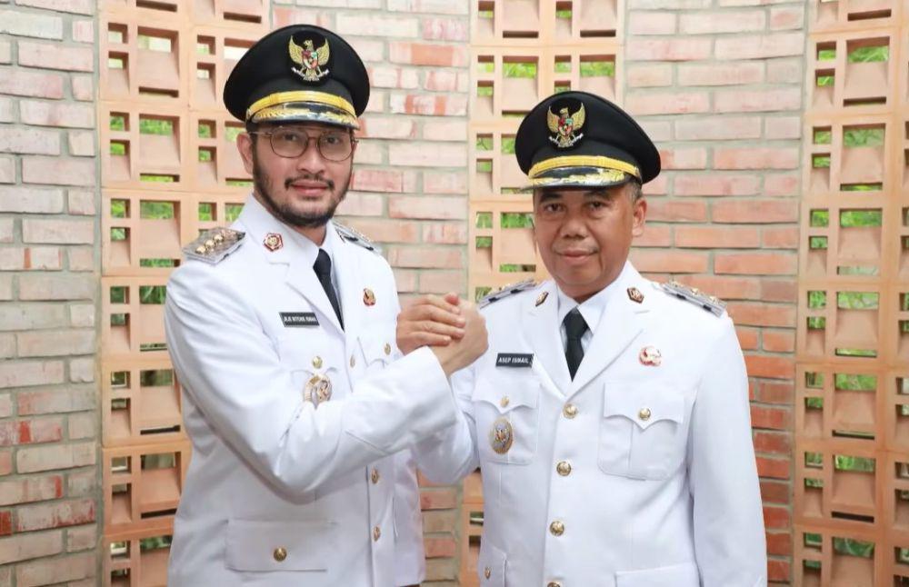 Jeje Govinda Berangkat Retreat ke Magelang Naik Helikopter