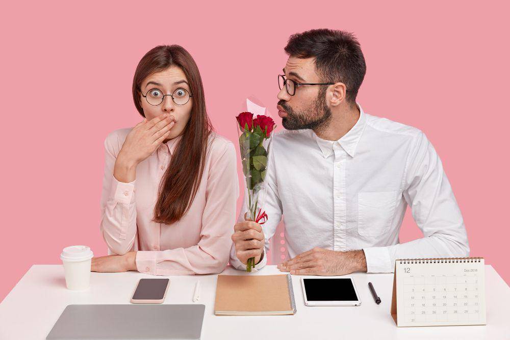 ilustrasi pasangan (freepik.com/wayhomestudio)