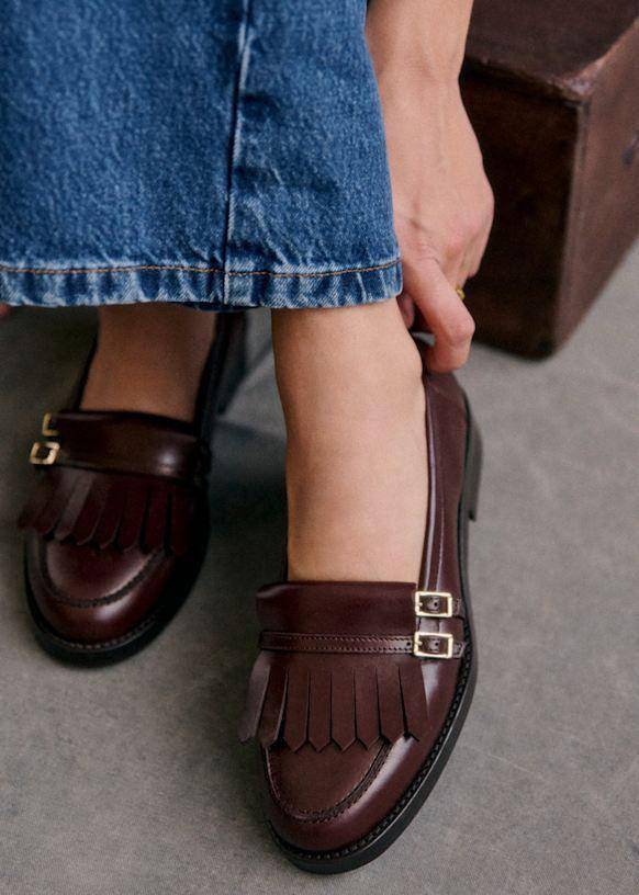 Ilustrasi kiltie loafers. (pinterest.com/Sézane)
