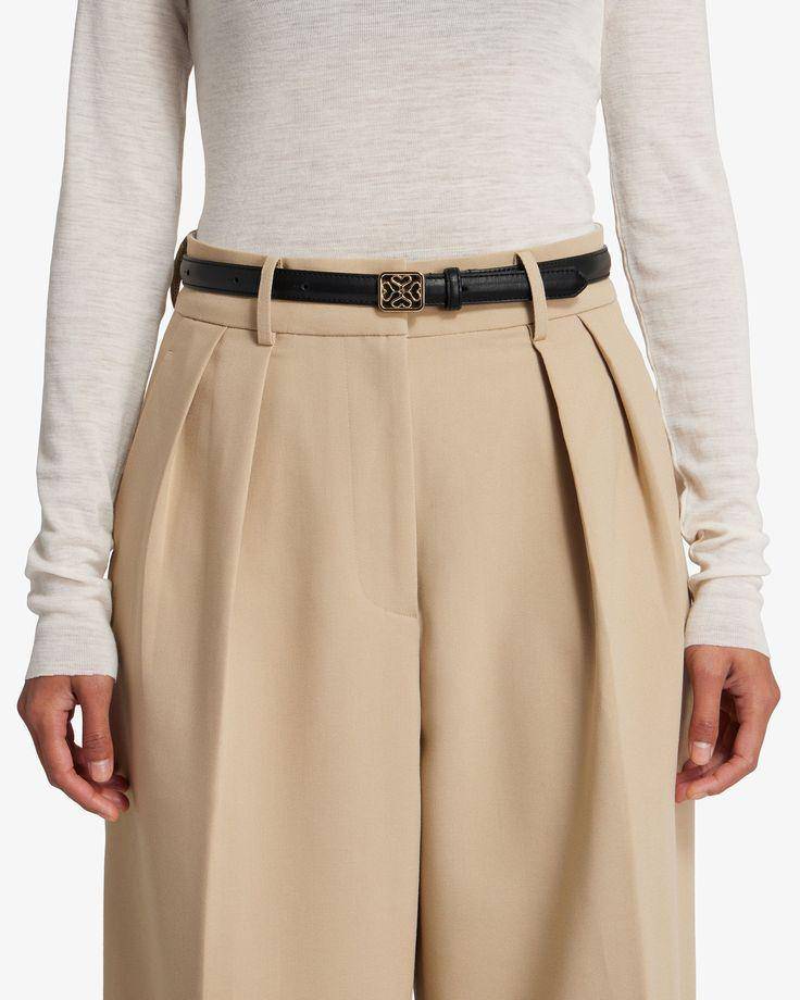 Ilustrasi thin/skinny belt. (pinterest.com/Strathberry)