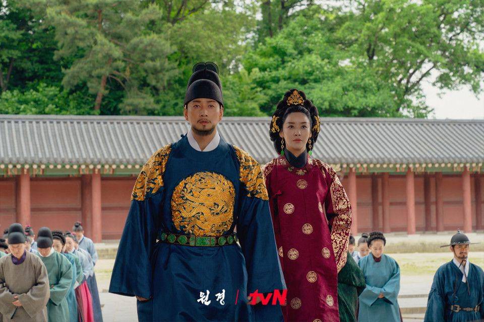 potret Lee Hyun Wook di drakor The Queen Who Crowns (dok. tvN/The Queen Who Crowns)