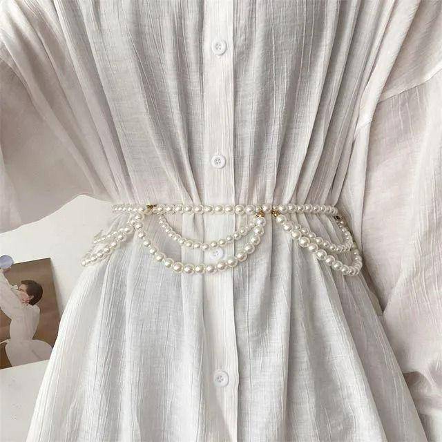 Ilustrasi pearl belt. (pinterest.com/YesStyle.com)