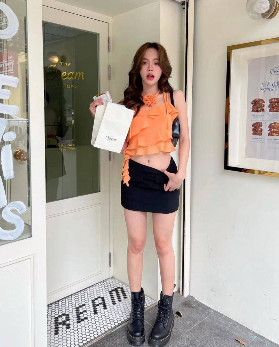 Giny Gigy (instagram.com/ginygigy)