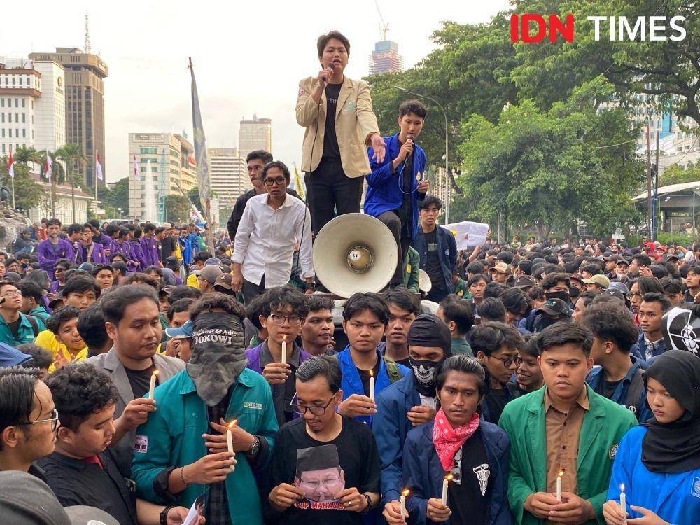 Demo Indonesia Gelap Memanas, Polisi Minta Perempuan Keluar Barisan