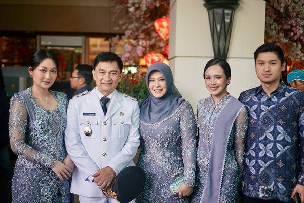 Beby Tsabina di Pelantikan Ayah Mertua Jadi Wakil Gubernur Banten