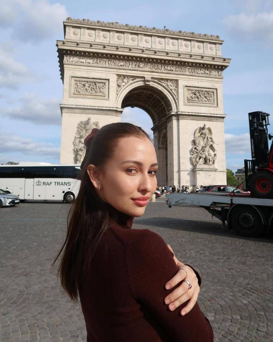 potret gaya rambut sebahu ala Anna Jobling (instagram.com/annajobling)