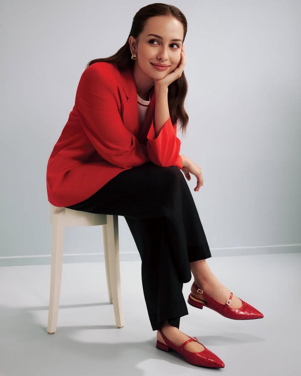 potret ide gaya rambut buat ke kantor hingga di rumah ala Anna Jobling (instagram.com/annajobling)