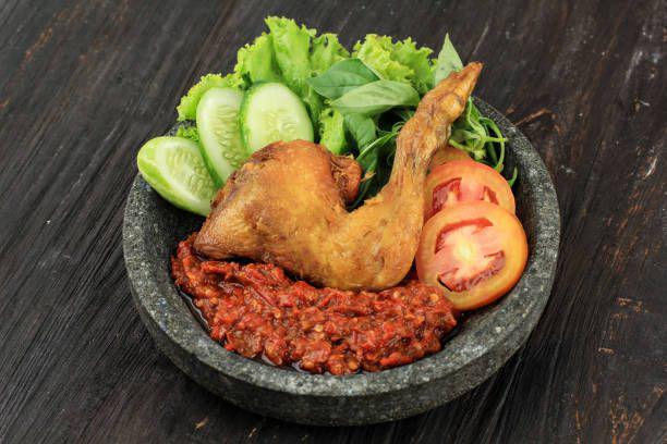 6 Penyetan Paling Mantap di Ponorogo, Pecinta Sambal Merapat!