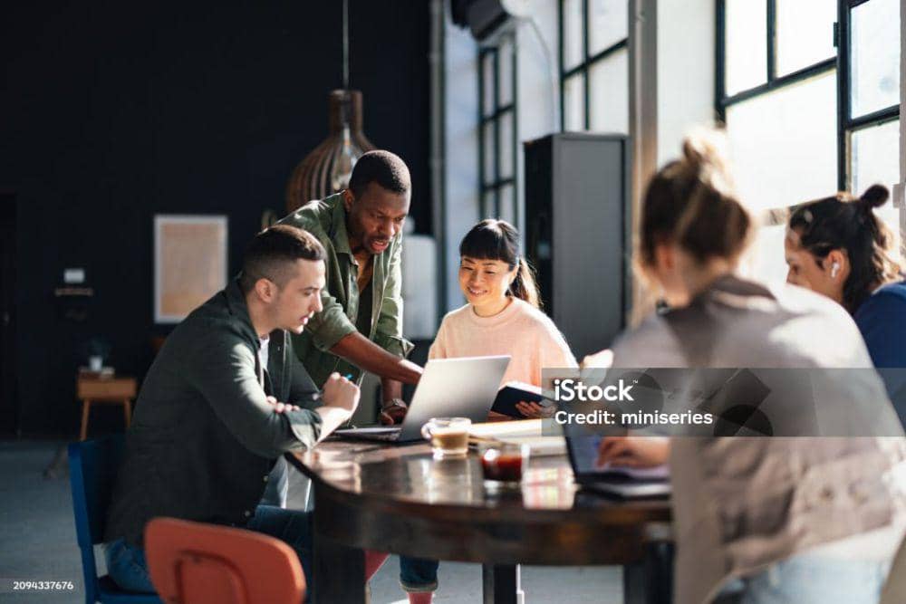 Pekerja usia produktif (iStock)