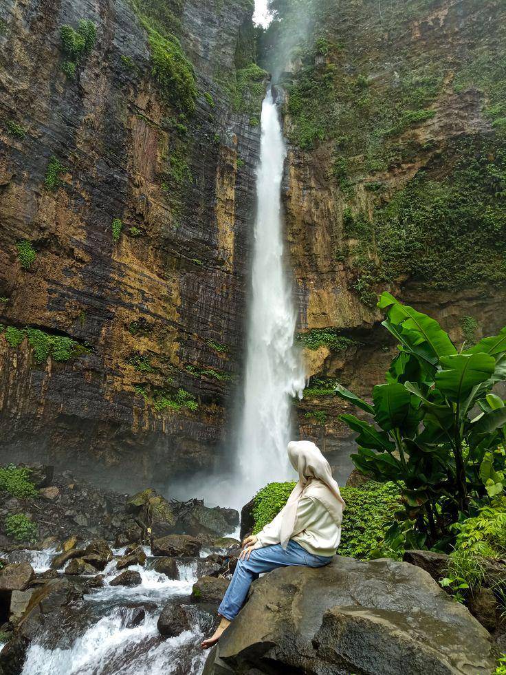 Air Terjun Kapas Biru Lumajang, Daya Tarik hingga Rute