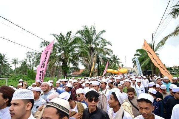 Tradisi ziarah kubra atau ziarah kubro di Palembang (Dok: Kominfo Palembang)