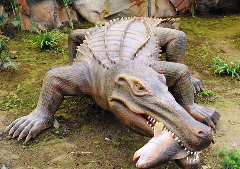 ilustrasi sarcosuchus (commons.wikimedia.org/HombreDHojalata)