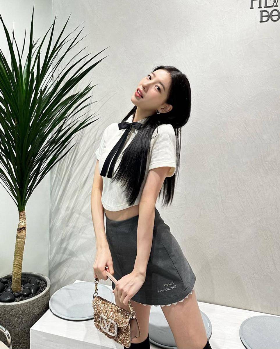Suzy (instagram.com/@skuukzky)