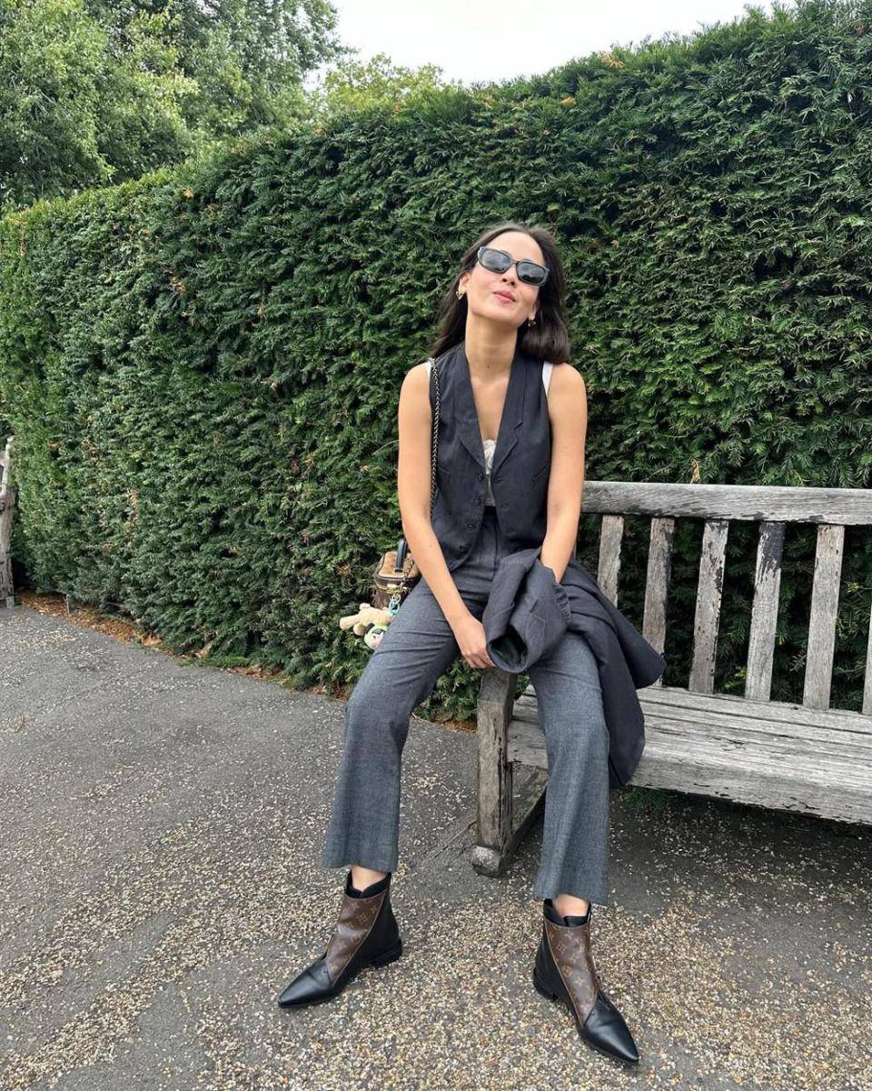 OOTD hangout Yaya Urassaya Sperbund (instagram.com/urassayas)