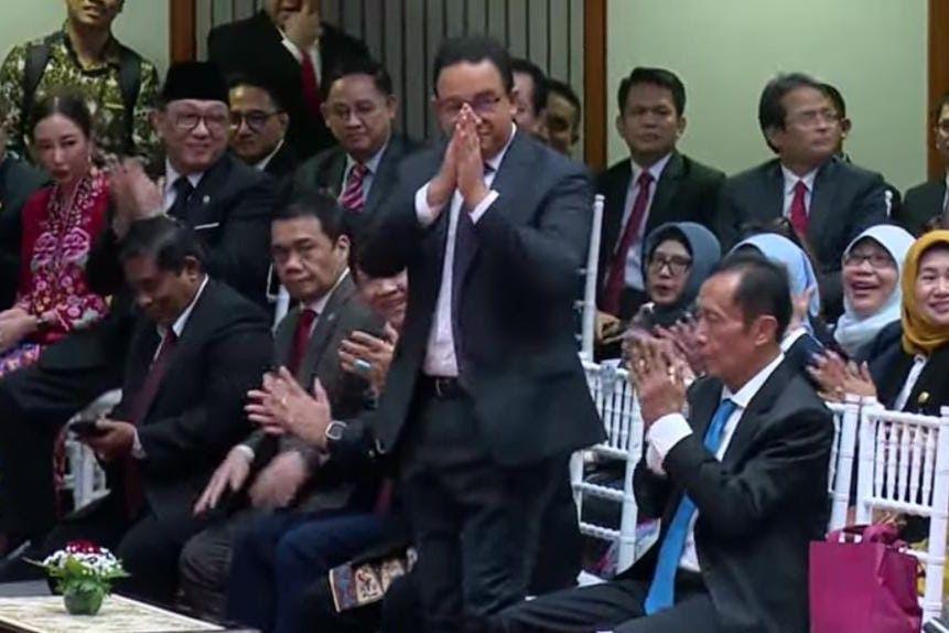 Momen Sertijab Pramono-Rano: Anies Disambut Riuh, Nama Jokowi Sepi