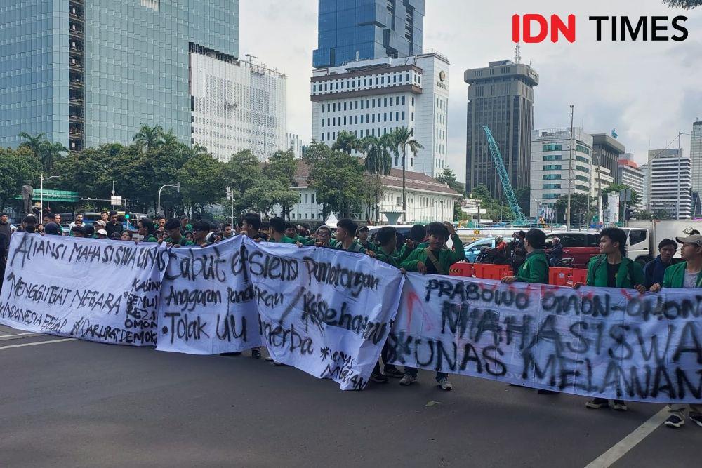 Mahasiswa Mulai Berdatangan Jelang Aksi Demo Indonesia Gelap