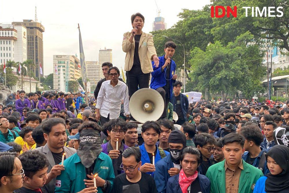 5 Isu Muncul Serentak saat Puncak Demo Indonesia Gelap BEM SI