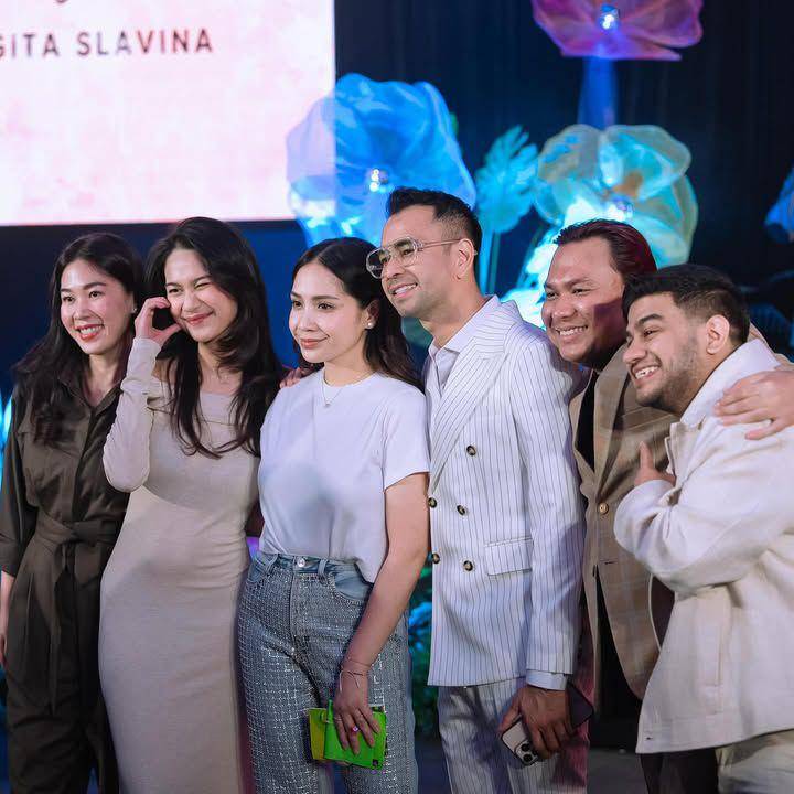 artis di ulang tahun Raffi dan Nagita (Instagram.com/raffinagita1717)