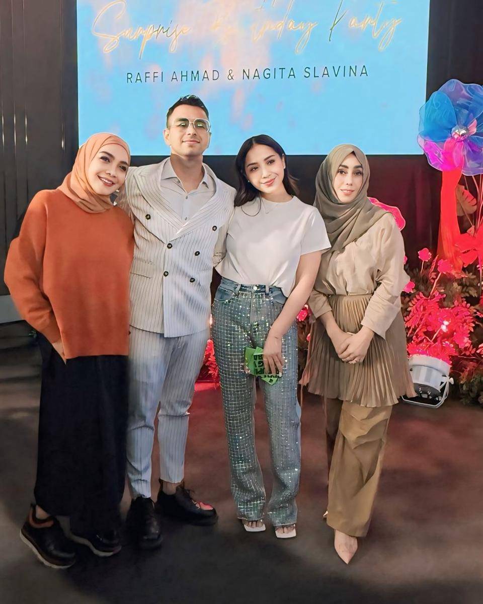 artis di ulang tahun Raffi dan Nagita (Instagram.com/raffinagita1717)
