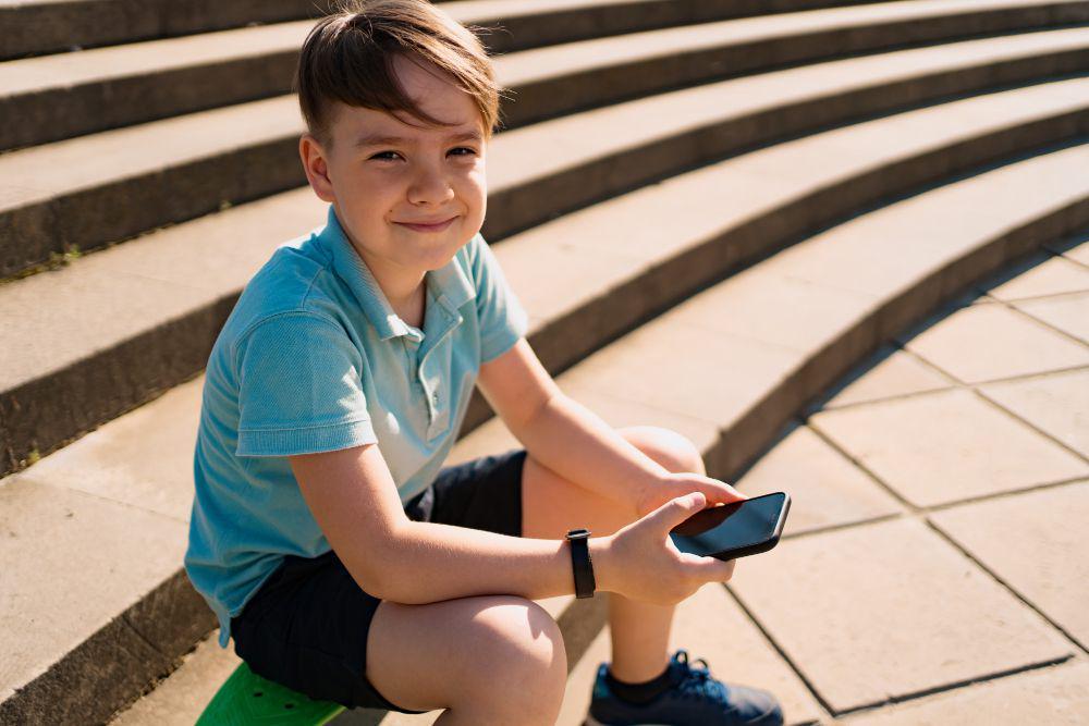5 Tips Pilih Smartwatch Anak agar Latihan Puasa makin Semangat