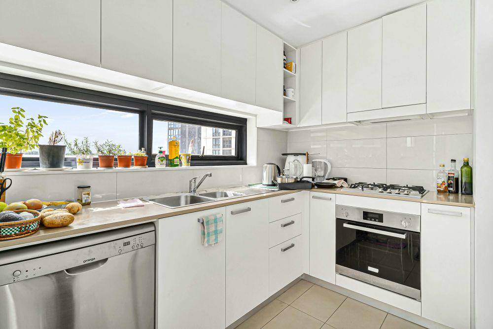 ilustrasi kondisi countertops dapur (unsplash.com/Alex Tyson)