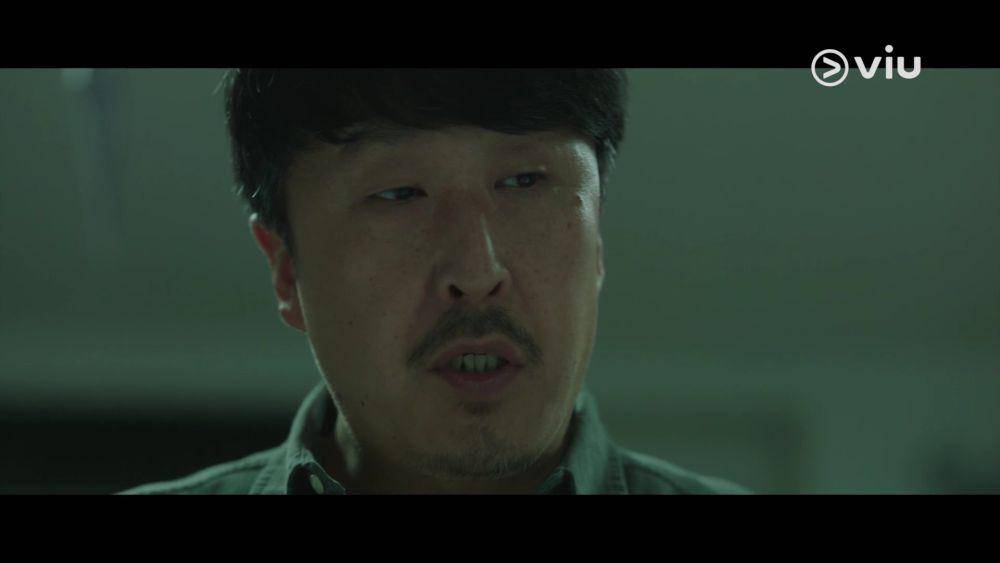 Hyun Bong Sik di drama The Witch (Dok. VIU/The Witch)