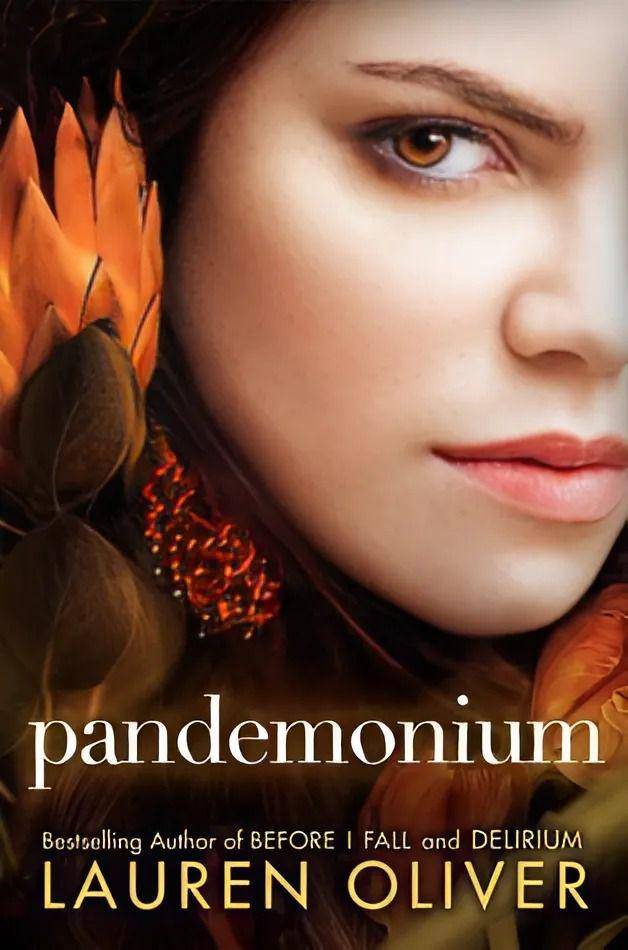 Sampul Pandemonium (goodreads.com)