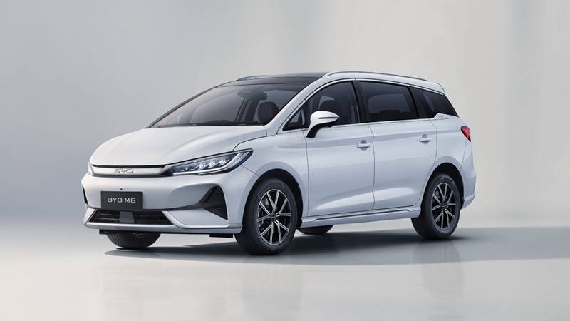 BYD M6 (dok. BYD)