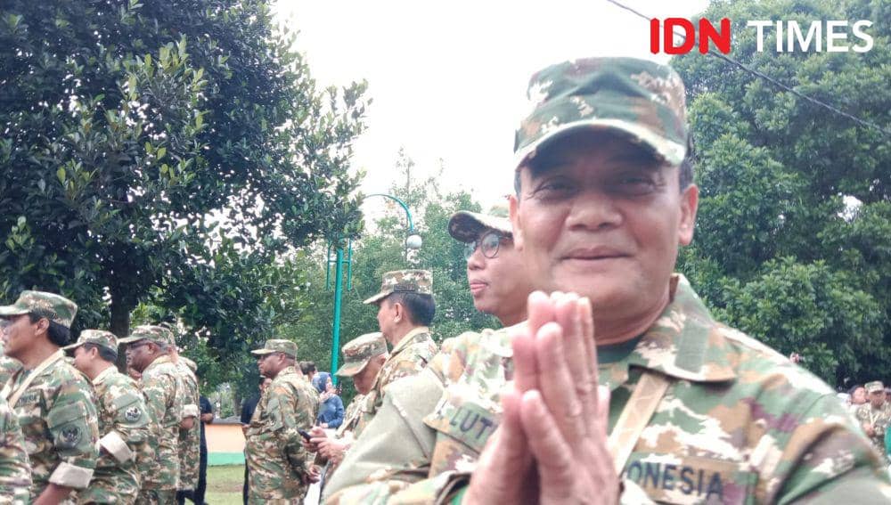 Gubernur Jawa Tengah ahmad Luthfi dan para kepala daerah yang mengikuti retreat kepala daerah di Magelang. (IDN Times/Fariz Fardianto)