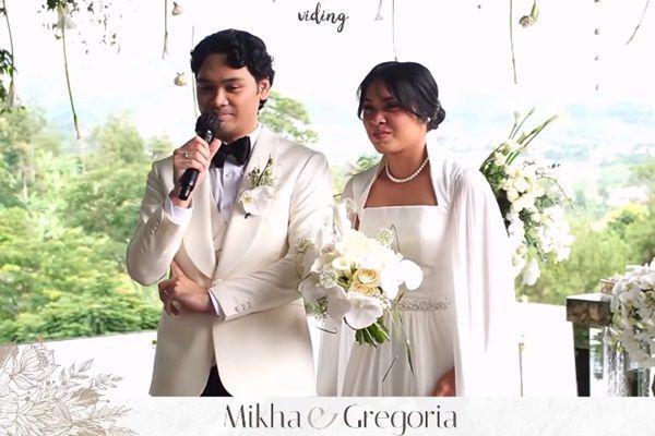 8 Potret Pemberkatan Pernikahan Gregoria Mariska dan Mikha Angelo