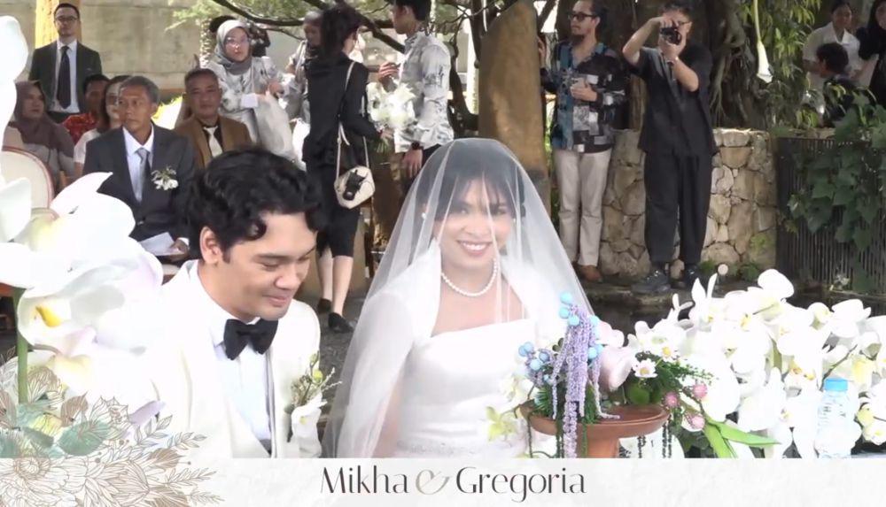 7 Dekorasi Pemberkatan Nikah Mikha Angelo dan Gregoria, Serba Putih!