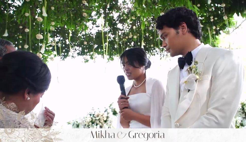Pemberkatan nikah Mikha Angelo dan Gregoria Mariska Tunjung. (Youtube.com/Viding)