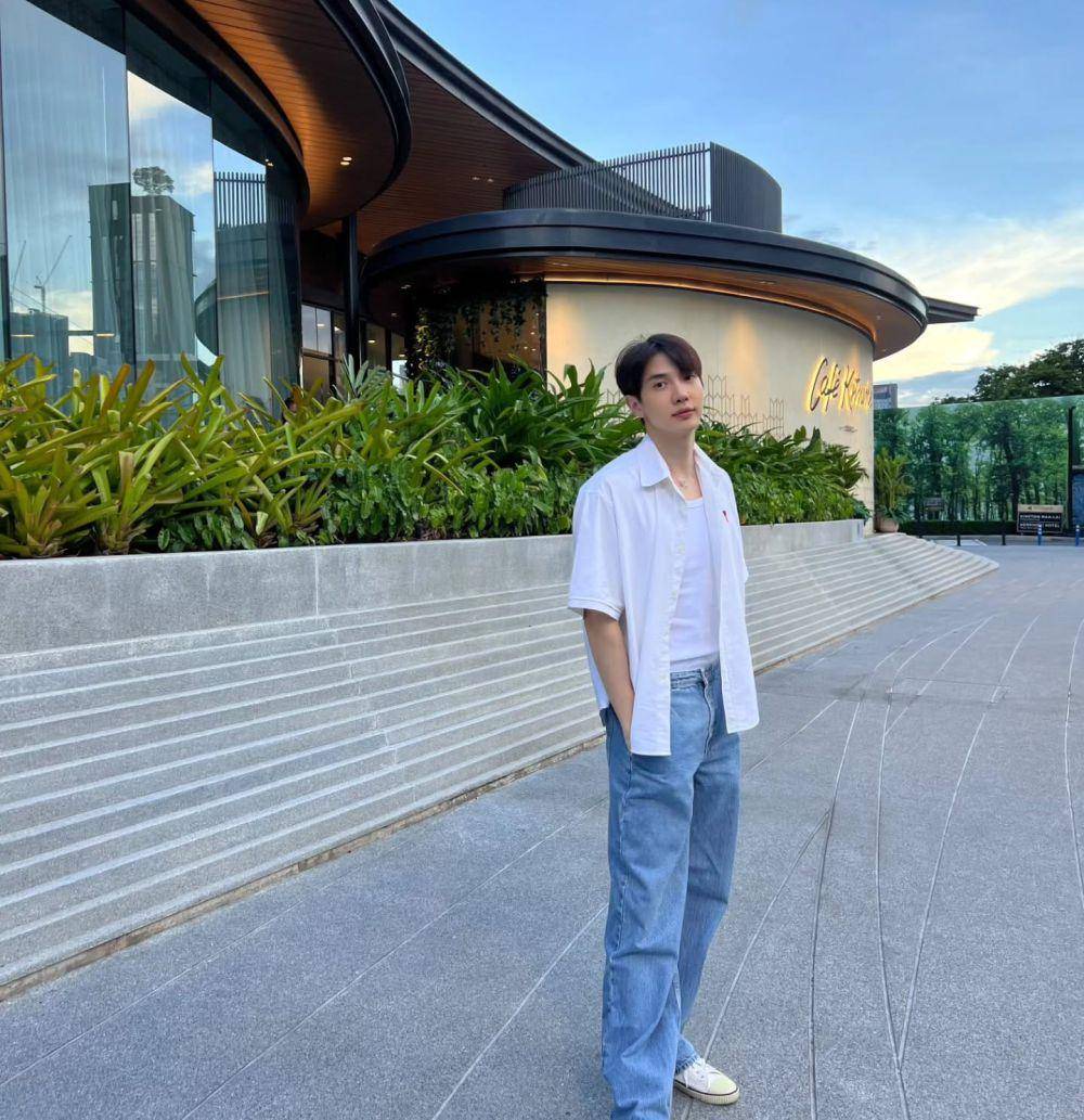 outfit ke kampus ala Maxky Ratchata (Instagram.com/maxky_rp)