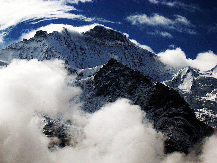potret dinding tebing utara Gunung Jungfrau (commons.wikimedia.org/4000er)