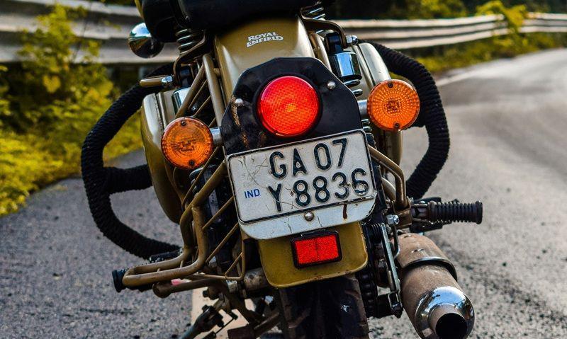 ilustrasi lampu sein motor (unsplash.com/Kundan Bana)