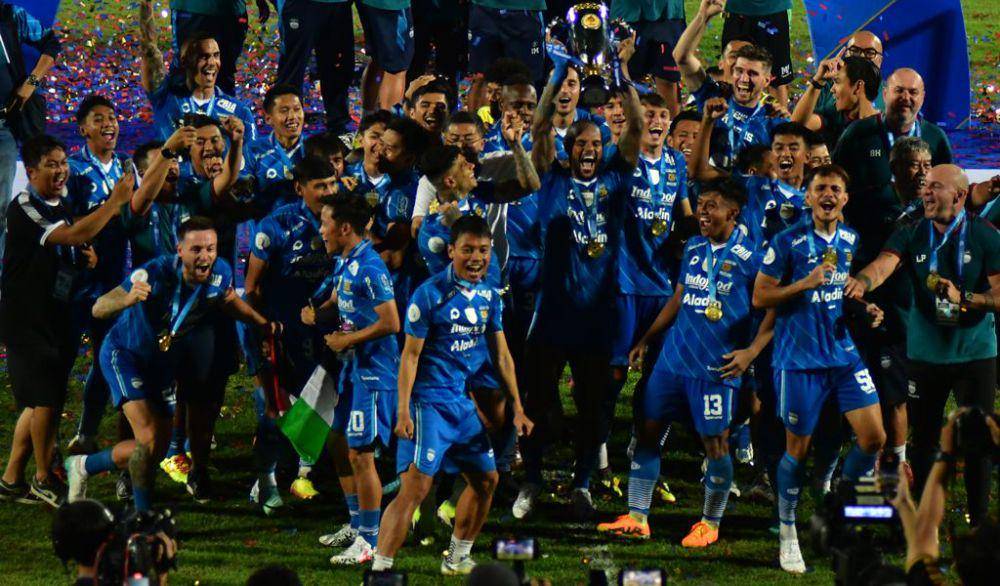 Para pemain PERSIB merayakan gelar juara Liga 1 2023/2024. (PERSIB.co.id/Barly Isham)